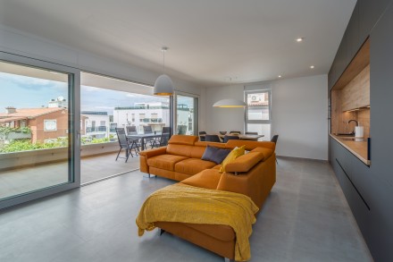 Apartment Tango